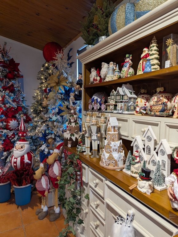 Bespoke Christmas decor display